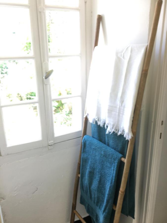 Chez Tatie Menie Bed & Breakfast Fraisse-des-Corbieres ภายนอก รูปภาพ