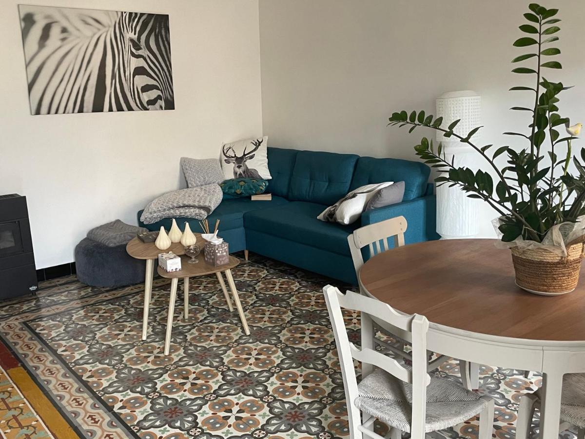 Chez Tatie Menie Bed & Breakfast Fraisse-des-Corbieres ภายนอก รูปภาพ